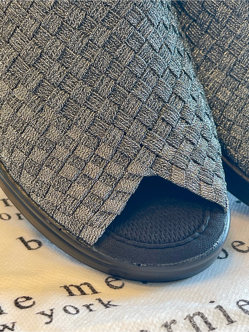 NIB BERNIE MEV CLAIRE STRETCH WOVEN SHOOTIE MEMORY FOAM BLOCK HEEL PEWTER SZ 9 - Picture 6 of 14